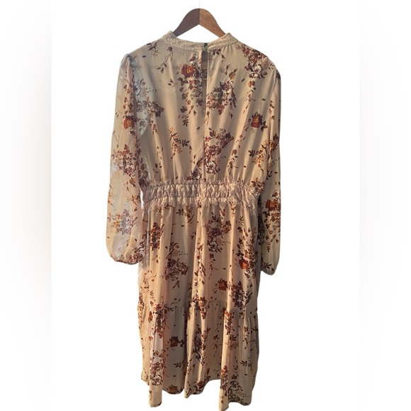 Xhilaration Beige Floral Long Sleeve Dress - Picture 3 of 4